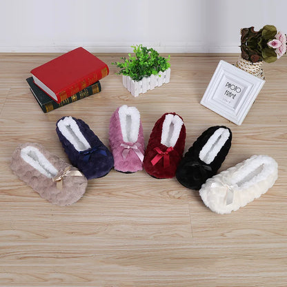 Pantoufles d’intérieur floues pour femmes, hiver, fourrure chaude en peluche, antidérapantes avec adhérence, chaussures d’intérieur moelleuses et confortables pour femmes paresseuses, oreilles de souris, chaussures de