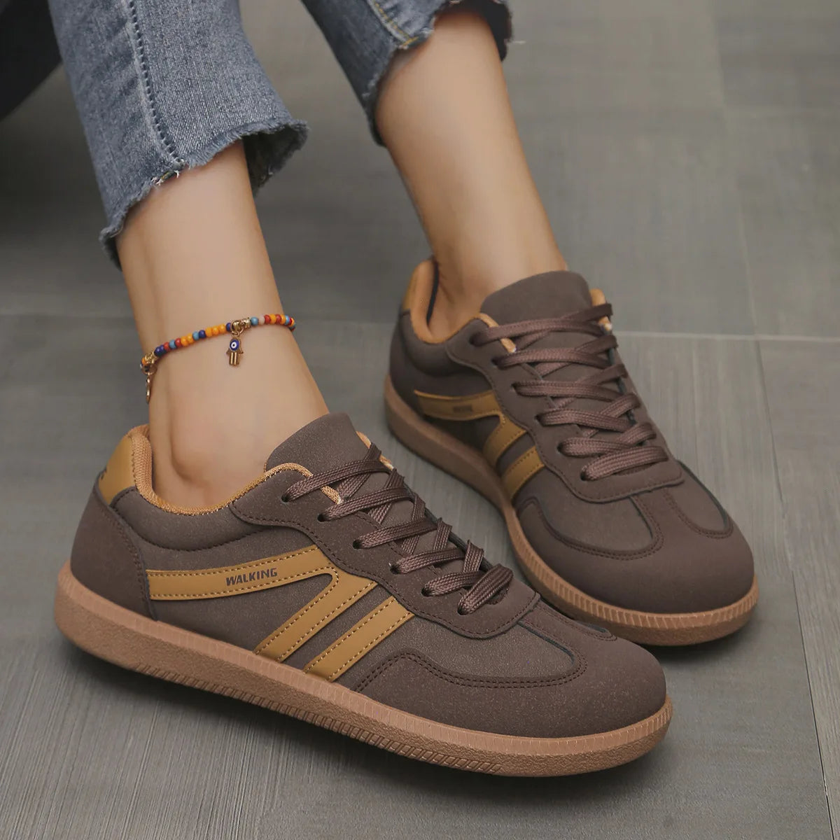 Baskets d'automne pour femmes à couleurs mélangées, mode à empiècements, chaussures vulcanisées à talon plat, chaussures décontractées en cuir PU antidérapantes à lacets pour femmes