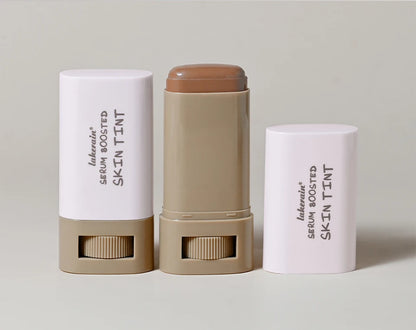 Nouveau sérum baume teinté pour la peau, enrichi, texture soyeuse, couvrance hydratante, effet repulpant, teint uniforme, meilleur fond de teint en stick, maquillage de voyage