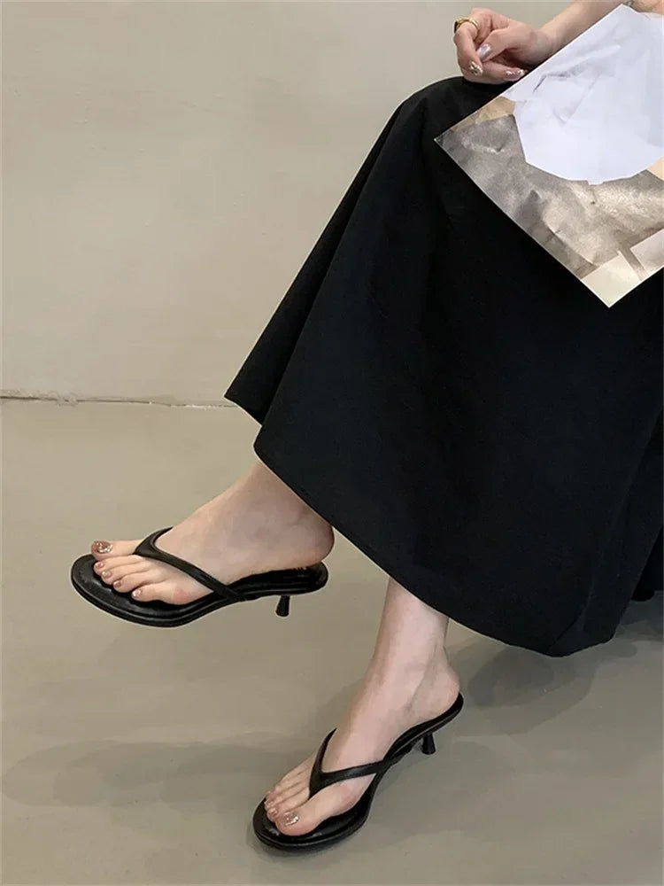 Aneikeh 2026 Mode Pantoufles à talons fins pour femmes, sandales slides à bout rond avec clip, sandales d’été tongs, chaussures féminines mules slides
