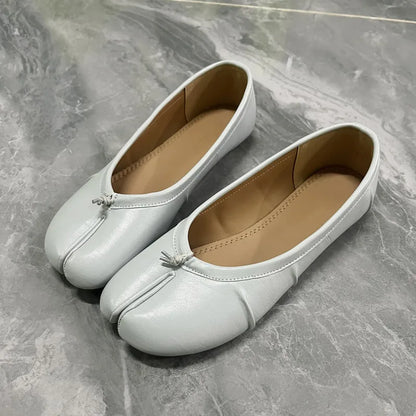Chaussures plates de ballet pour femmes à bout fendu, chaussures tabi tendance, mocassins décontractés à enfiler, espadrilles en cuir plissé pour femmes, zapatillas mujer