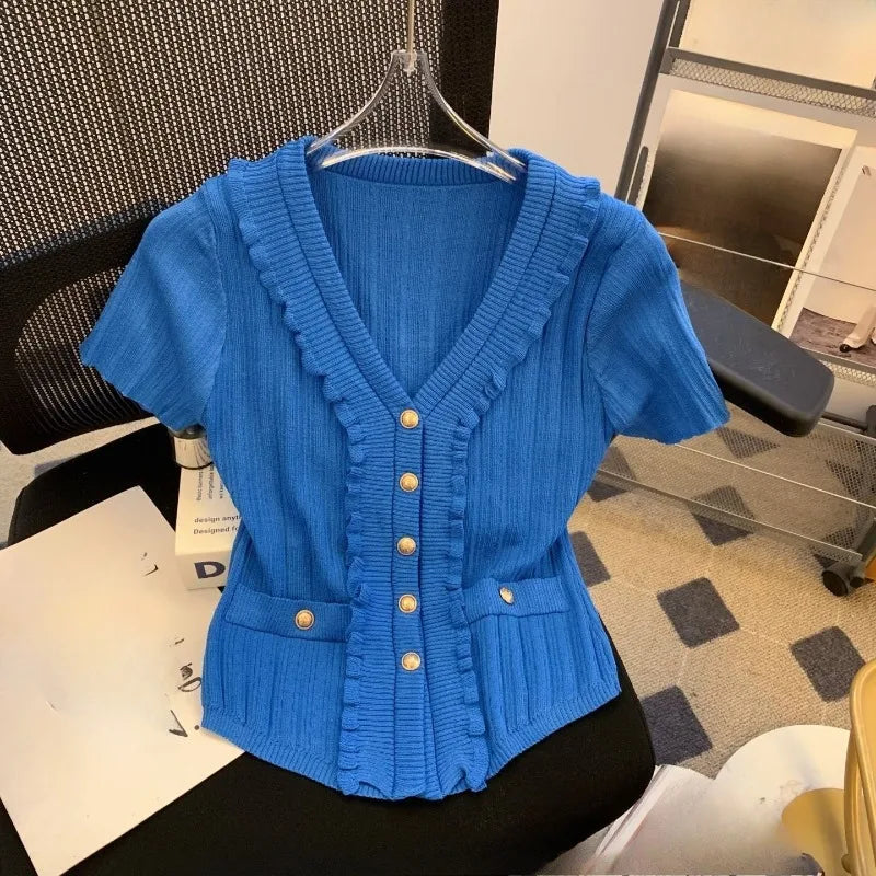 T-shirt tricoté pour femmes uni à volants printemps été col en V élégant vêtements pour femmes à simple boutonnage t-shirts adorables