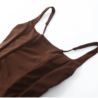 Robe à bretelles plissée unie pour femme col carré sans manches épaules dénudées cintrée à la taille effet amincissant robe de soirée et de fête pour femme 2025