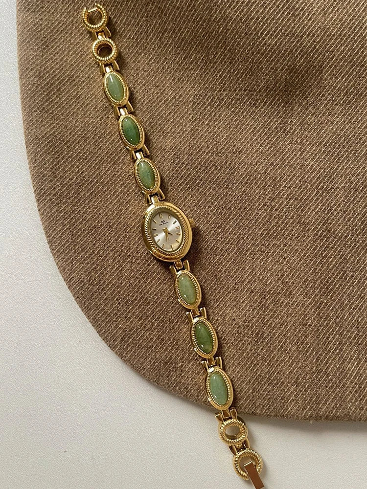 Montres de luxe haut de gamme pour femme, élégante montre-bracelet en quartz avec bijoux verts en jade, cadeau pour femme, montre habillée tendance pour dame