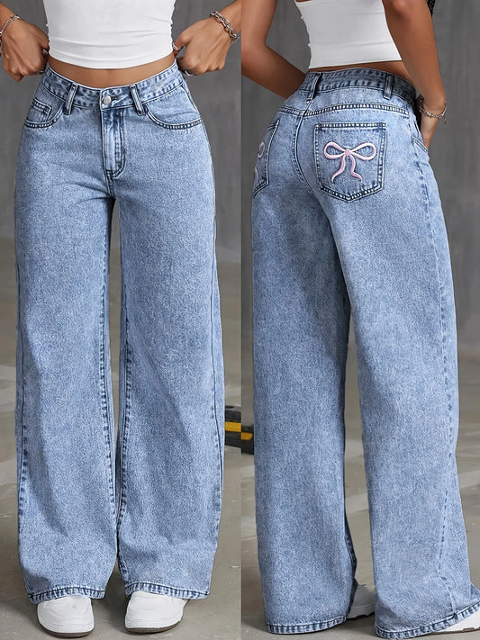 Pantalon large en denim délavé polyvalent et à la mode pour femmes avec broderie de nœud sur la poche arrière