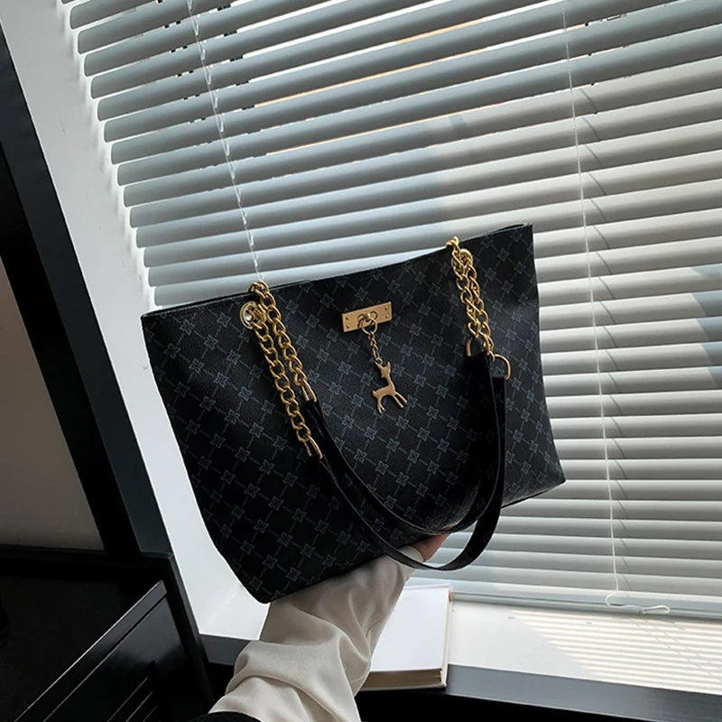 Nouveau sac à main pour la presbytie, texture en cuir souple, grand cabas grande capacité pour femme avec accessoires suspendus, sac à bandoulière