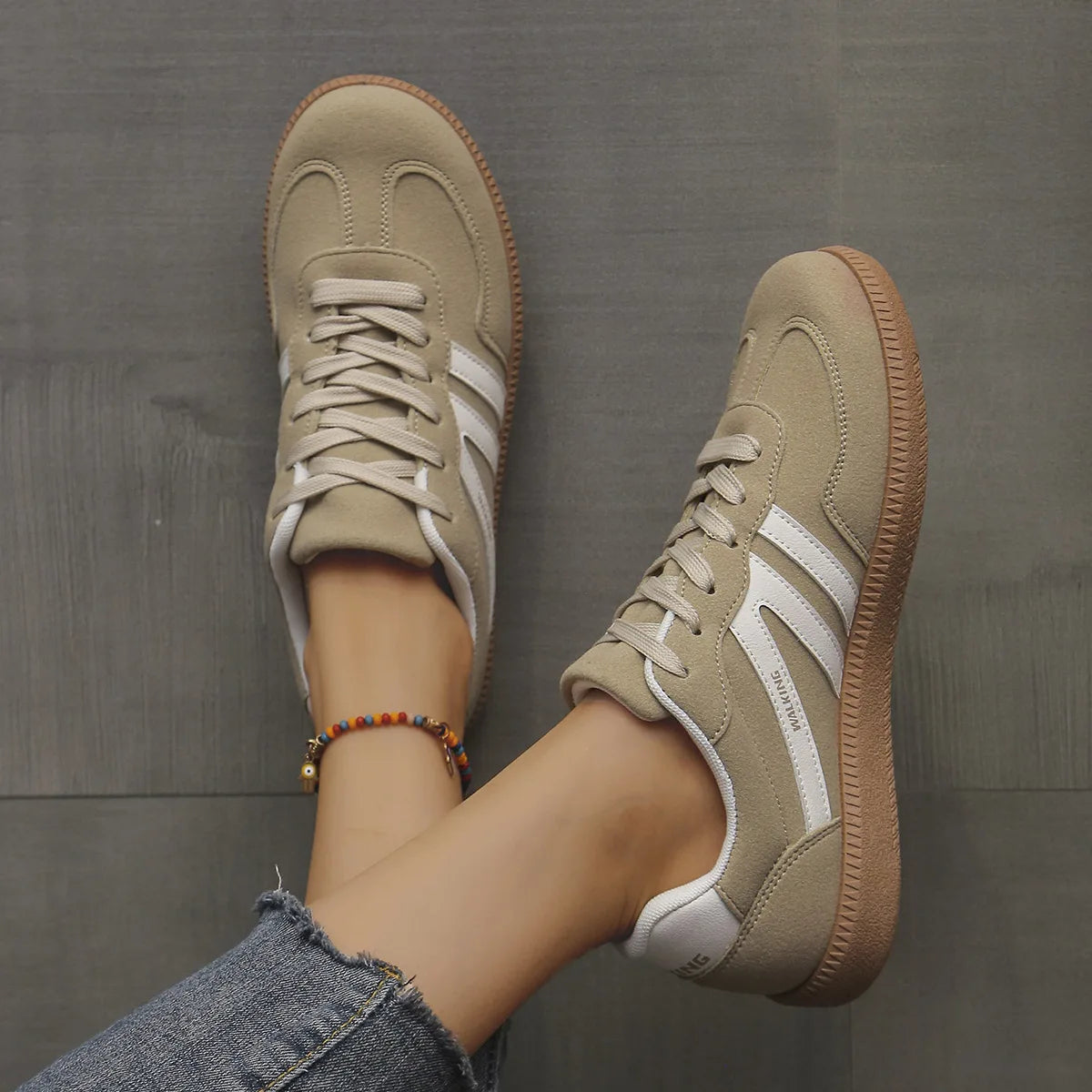 Baskets d'automne pour femmes à couleurs mélangées, mode à empiècements, chaussures vulcanisées à talon plat, chaussures décontractées en cuir PU antidérapantes à lacets pour femmes