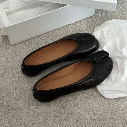 Chaussures plates de ballet pour femmes à bout fendu, chaussures tabi tendance, mocassins décontractés à enfiler, espadrilles en cuir plissé pour femmes, zapatillas mujer