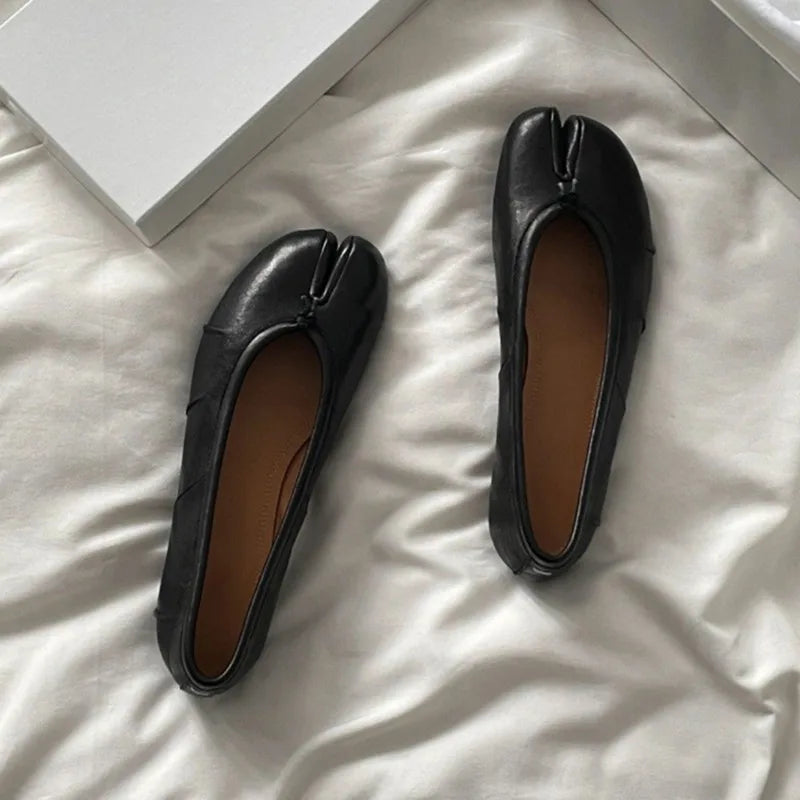Chaussures plates de ballet pour femmes à bout fendu, chaussures tabi tendance, mocassins décontractés à enfiler, espadrilles en cuir plissé pour femmes, zapatillas mujer