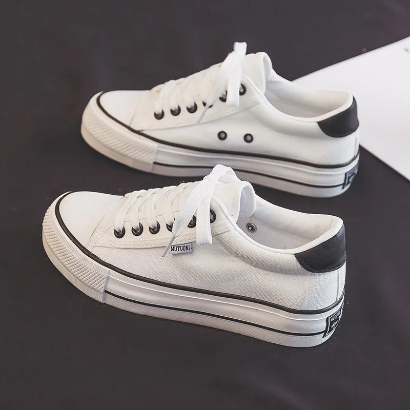Chaussures pour femmes, chaussures en toile, baskets de printemps à semelle épaisse augmentant la hauteur, chaussures de skate tendance et polyvalentes, chaussures vulcanisées pour étudiantes