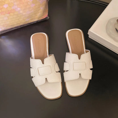 Nouvelles pantoufles d’été tendance pour femmes, sandales plates à bout carré pour femme, bout ouvert, confortables, antidérapantes, claquettes de plage pour femmes, pantoufles pour femmes