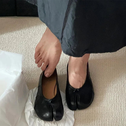 Chaussures plates de ballet pour femmes à bout fendu, chaussures tabi tendance, mocassins décontractés à enfiler, espadrilles en cuir plissé pour femmes, zapatillas mujer