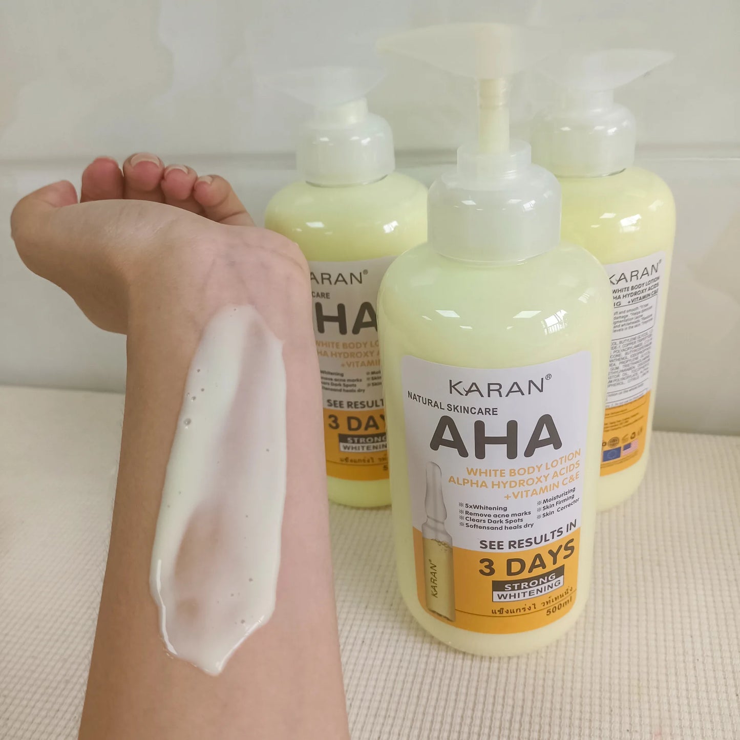 Lotion corporelle blanchissante 500 ml aux acides hydroxy AHA, vitamines C et E, lotion corporelle hydratante éclaircissante, élimine les marques d’acné, soin de la peau