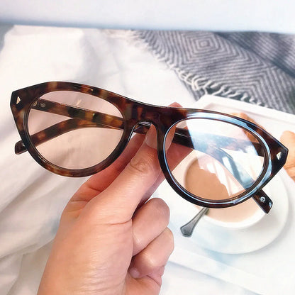 lunettes de soleil vintage petites rondes œil-de-chat pour femmes, nouvelle mode à rivets, sexy, noires léopard, lunettes de soleil tendance pour dames, lunettes d’extérieur modernes