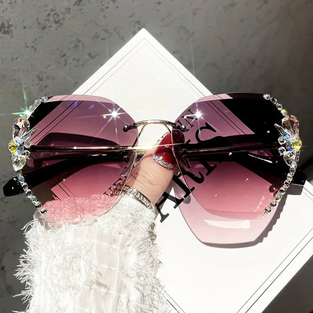 Lunettes de soleil de luxe au design vintage sans monture avec strass 2025 pour femmes et hommes, verres dégradés tendance, lunettes de soleil pour femme