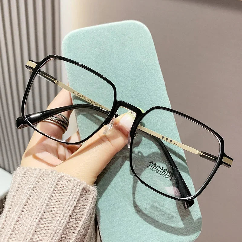 Lunettes de lecture tendance et à la mode pour femmes, anti-lumière bleue, pour la presbytie, lunettes haute définition unisexes avec monture transparente