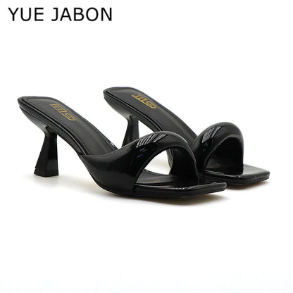 Nouvelles pantoufles pour femmes, sexy, en cuir, à bride arrière, talons aiguilles style romain, élégantes, talon original, bout carré, satinées, à enfiler, chaussures femme Zapatillas