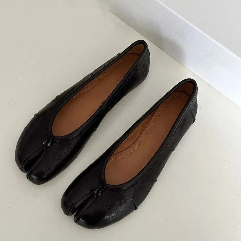 Chaussures plates de ballet pour femmes à bout fendu, chaussures tabi tendance, mocassins décontractés à enfiler, espadrilles en cuir plissé pour femmes, zapatillas mujer