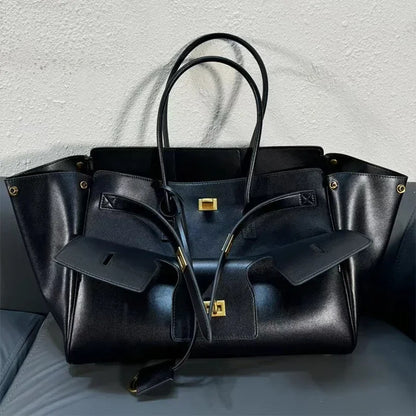 Sac fourre-tout Designer Wings en cuir véritable, sac à bandoulière pour femme de grande capacité pour les trajets quotidiens, sac à main polyvalent de style locomotive luxueux
