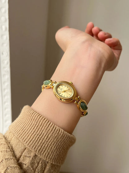Montres de luxe haut de gamme pour femme, élégante montre-bracelet en quartz avec bijoux verts en jade, cadeau pour femme, montre habillée tendance pour dame