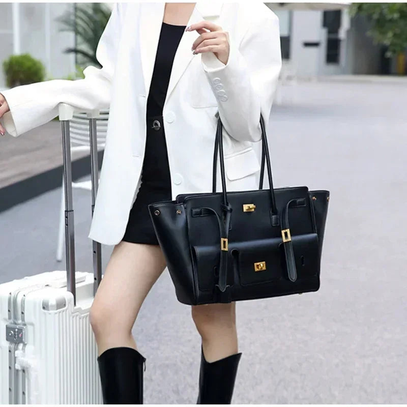 Sac fourre-tout Designer Wings en cuir véritable, sac à bandoulière pour femme de grande capacité pour les trajets quotidiens, sac à main polyvalent de style locomotive luxueux