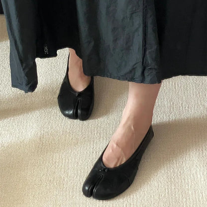 Chaussures plates de ballet pour femmes à bout fendu, chaussures tabi tendance, mocassins décontractés à enfiler, espadrilles en cuir plissé pour femmes, zapatillas mujer