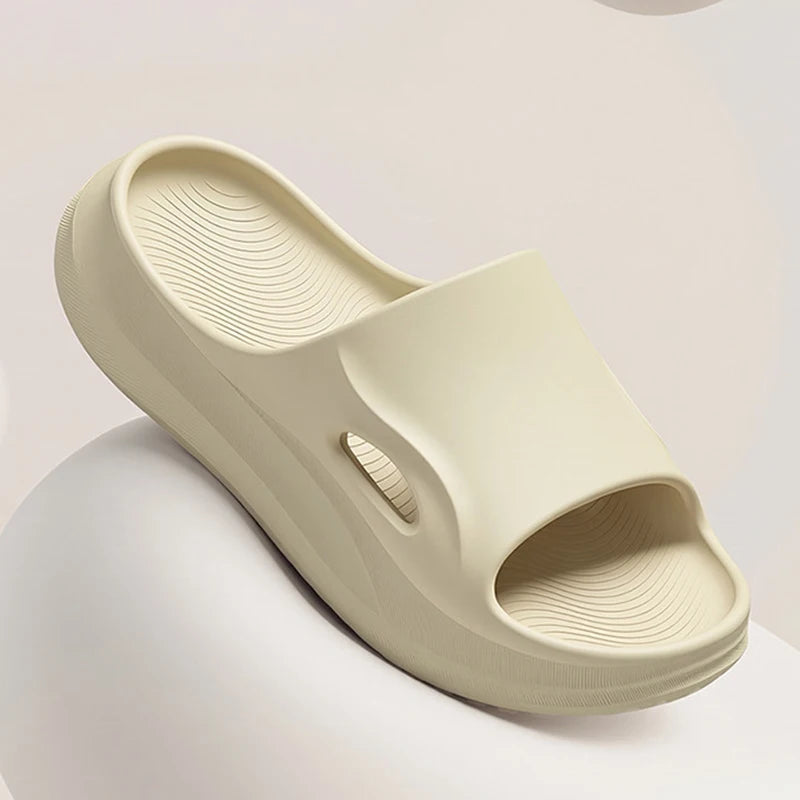Pantoufles EVA à semelle épaisse été 2026 pour femmes, confortables, antidérapantes, tongs de plage pour femme, légères, semelle souple, sandales d’intérieur pour couple